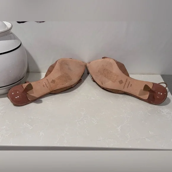 ANTONIO MELANI Leather buckle heels with suede bow Size 10. Excellent condition - Picture 10 of 10